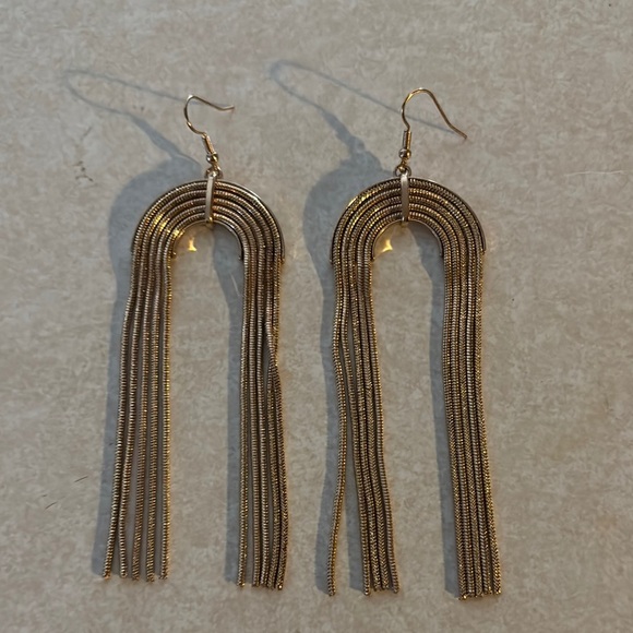Forever 21 Gold Bohemian Tassel Earrings - Picture 1 of 1